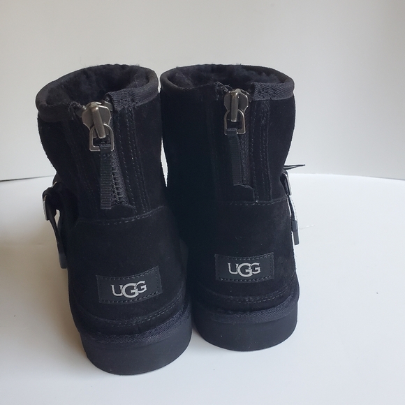 UGG Classic Mini Boots BLACK MENS Size 13 - Picture 6 of 15